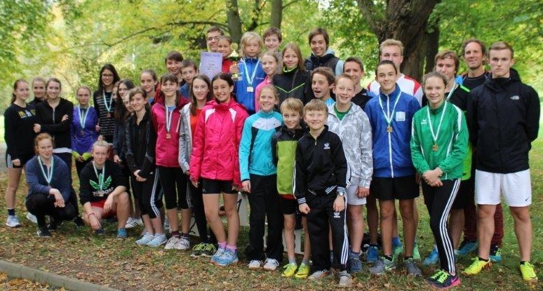 Lessing Gymnasium Plauen Starkes Crosslauf Team Holt Sich Den Pokal