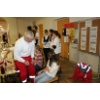 Unsere Schulsanitäter, unterstützt von Mitarbeitern des Roten Kreuzes überzeugten wieder mit lebensnahe dargestellter Erster Hilfe.