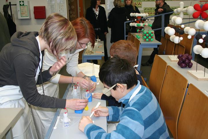 07.JPG - Fachkundige Betreuung durch unsere Schüler