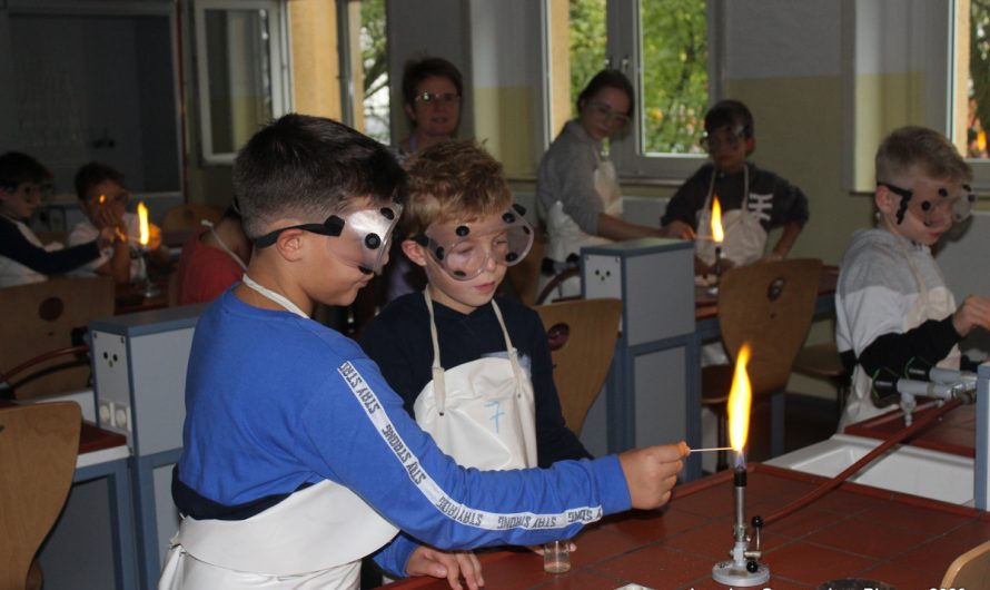 “Feuer-Projekt” mit Grundschule Karl-Marx