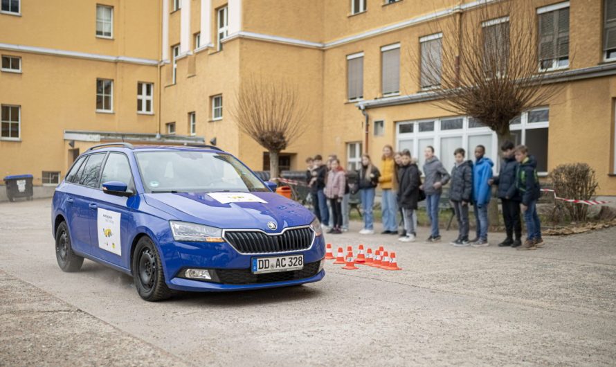 ADAC-Fahrsicherheitstraining für Lessings Sechstklässler