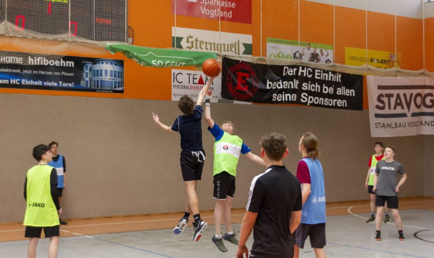 Sportlich in die Ferien – Bildbericht vom Basketball-Turnier