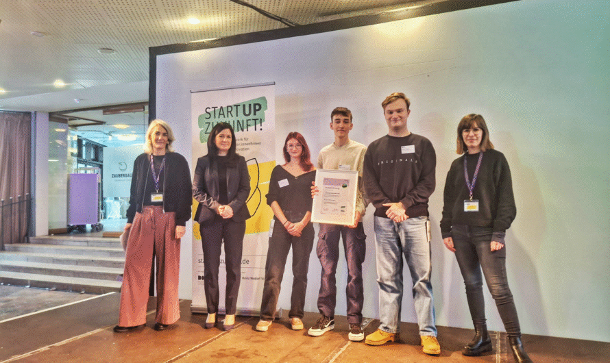 Große Bühne für junge Ideen: Lessings Notenretter auf Schülerfirmenmesse in Berlin