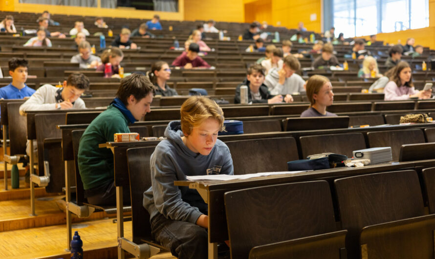 Zwischen Reagenzglas und Vortragssaal: Ein spannender Chemietag in Dresden