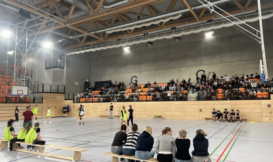 Basketballfieber im Sportforum Vogtland – spannendes Turnier der 9. und 10. Klassen