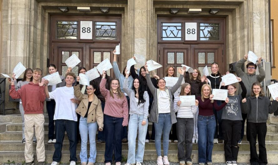 Nos élèves brillent au DELF ! – Unsere Schülerinnen und Schüler glänzen beim DELF!